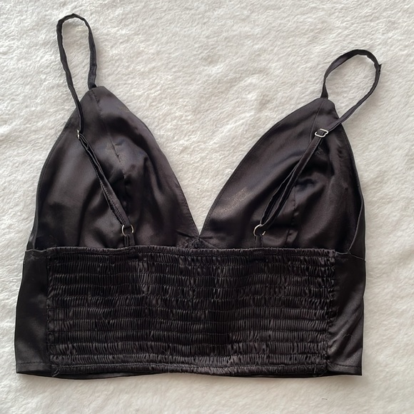 Satin cropped tank, size xs - Picture 3 of 3